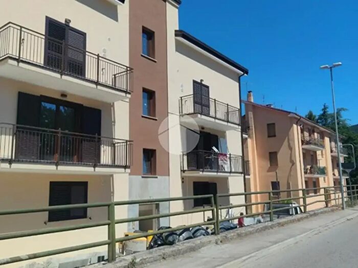 Appartamento quadrilocale in vendita in Via Cardinale Mazzarino, L'Aquila