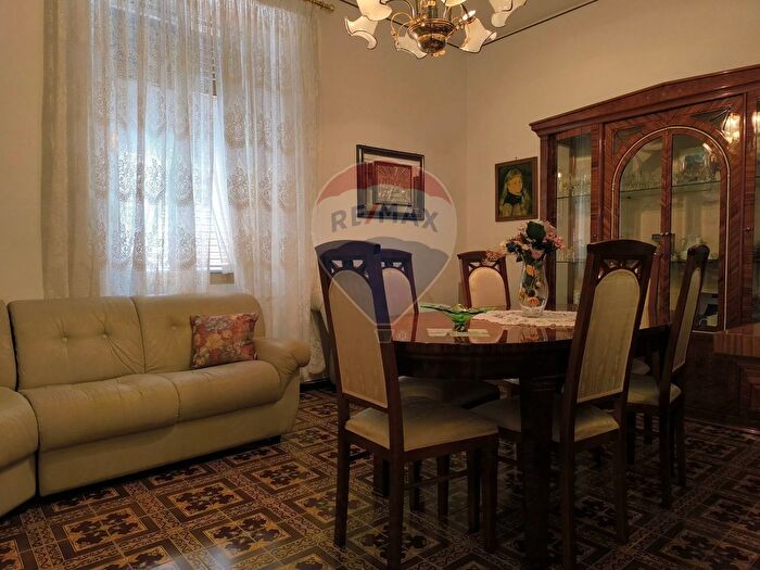 Appartamento trilocale in vendita in Bari