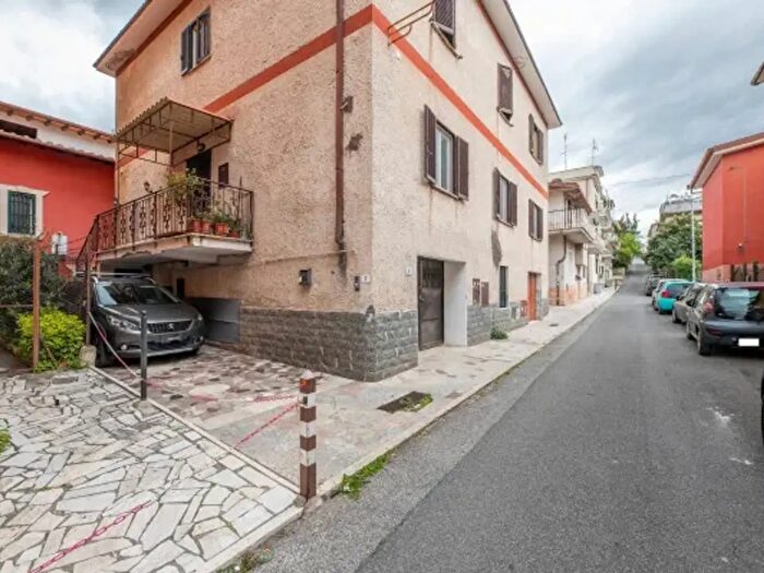 Appartamento quadrilocale in vendita in Via Guidonia, Fonte Nuova