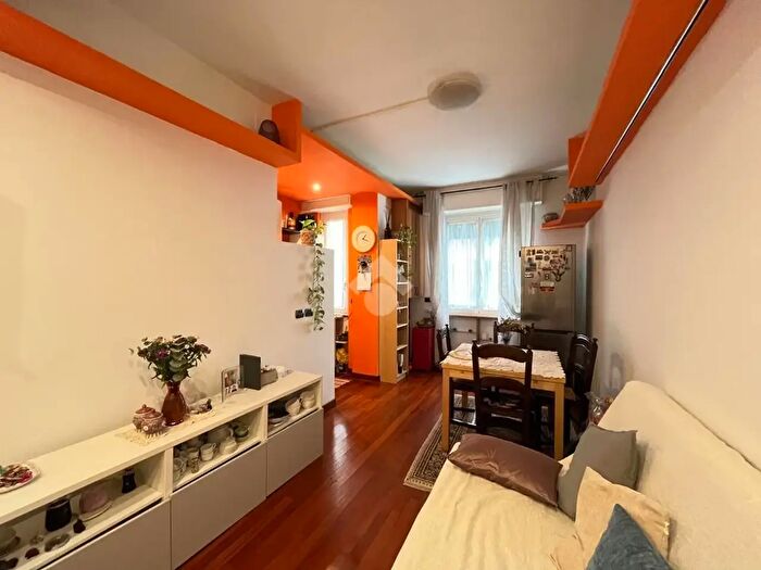 Appartamento bilocale in vendita in Via Salasco, Milano