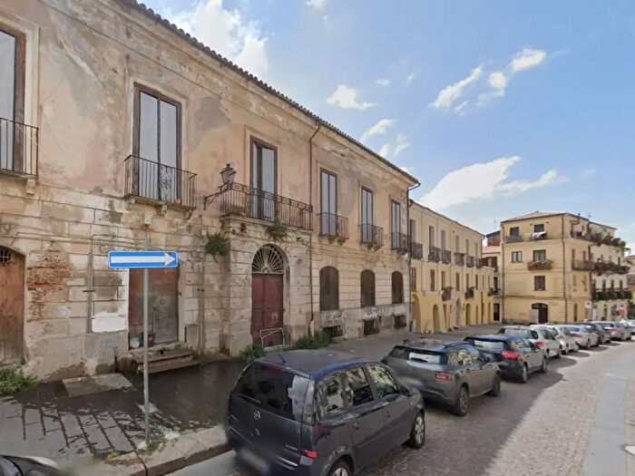 Appartamento in vendita in Via Giuseppe Garibaldi, Lamezia Terme