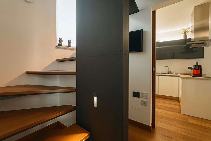 Appartamento monolocale in affitto in Viale Romolo a, Milano