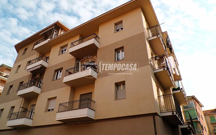 Appartamento trilocale in vendita in Via Fratelli Rosselli, Pinerolo