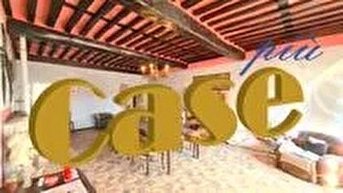 Casa con 12 locali in vendita in Camaiore