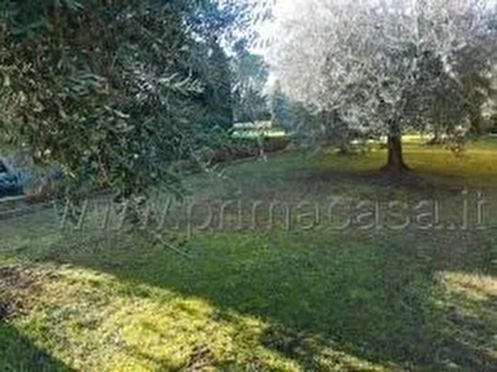 Casa con 9 locali in vendita in Bussolengo