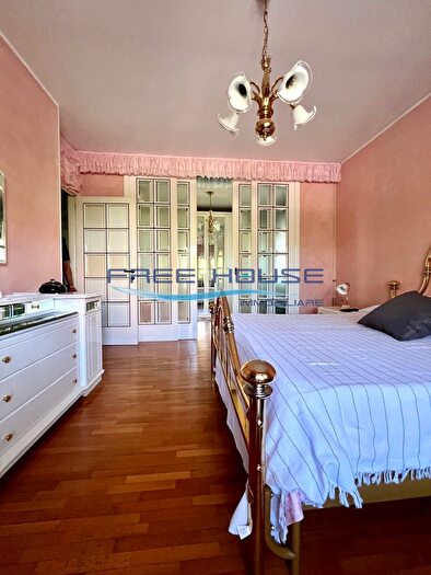 Appartamento quadrilocale in vendita in Viale dei Mille, Cervia