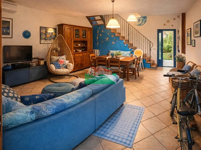 Casa con 5 locali in vendita in Viale delle Acacie, Ravenna