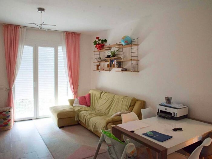 Appartamento quadrilocale in affitto in Via Camillo Giussani, Tre Castelli Faenza, Milano