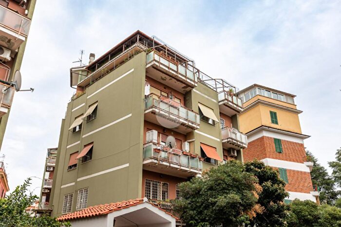 Appartamento bilocale in vendita in Via Paolo V, Roma