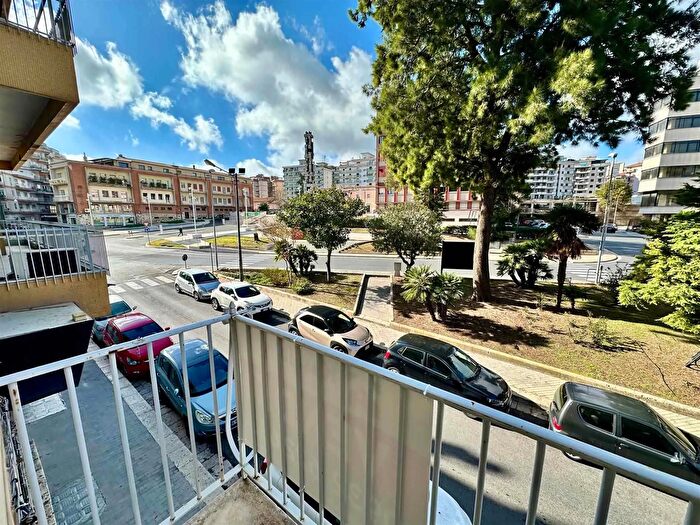 Casa con 7 locali in vendita in Via Dante Alighieri C, Ragusa