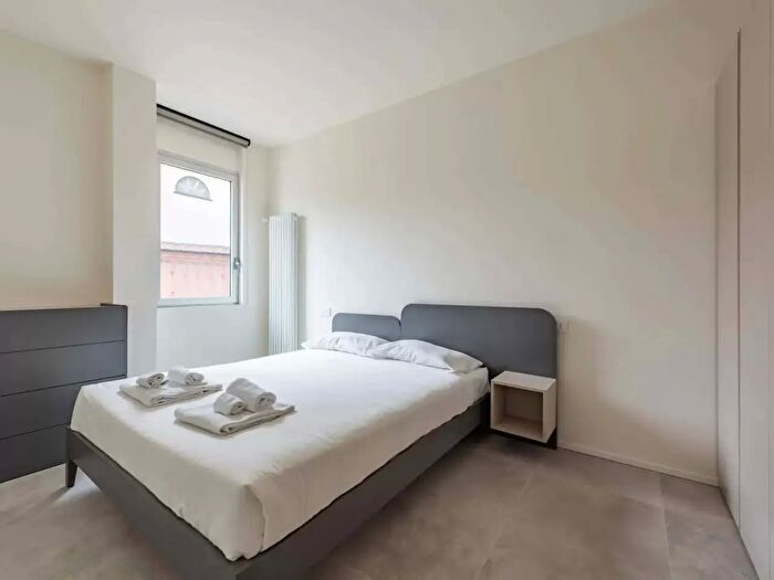 Appartamento monolocale in affitto in Via Santa Sofia, Milano