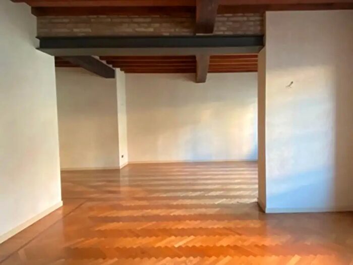 Appartamento trilocale in affitto in Via Cavour, Parma