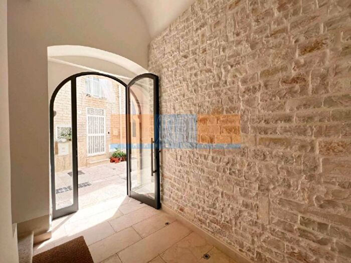 Appartamento trilocale in affitto in Modugno