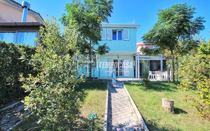 Casa trilocale in vendita in Via Mare Adriatico, Montemarciano