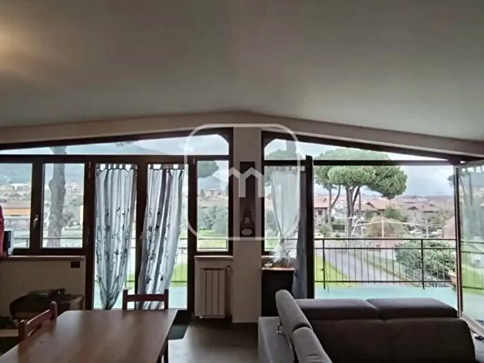 Appartamento trilocale in vendita in Via degli Astronauti, Cave