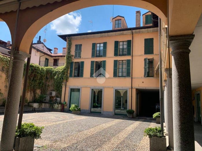 Appartamento quadrilocale in affitto in Via Cavour, Centro, Gallarate