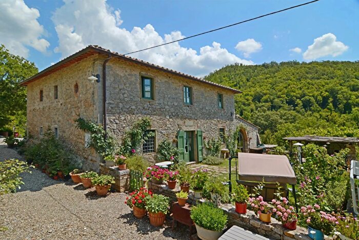 Casa in vendita in Gaiole In Chianti