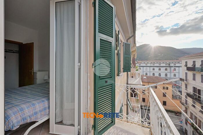 Appartamento trilocale in vendita in Via Nino Bixio, La Spezia