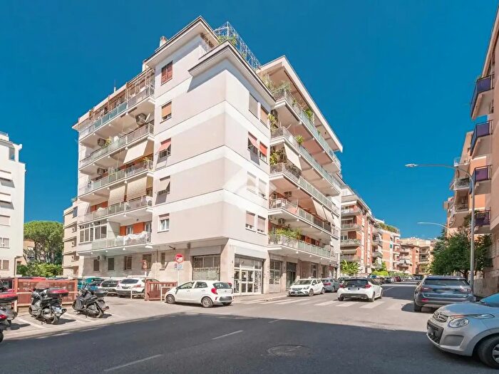 Appartamento bilocale in vendita in Via Romeo Rodriguez Pereira, Roma