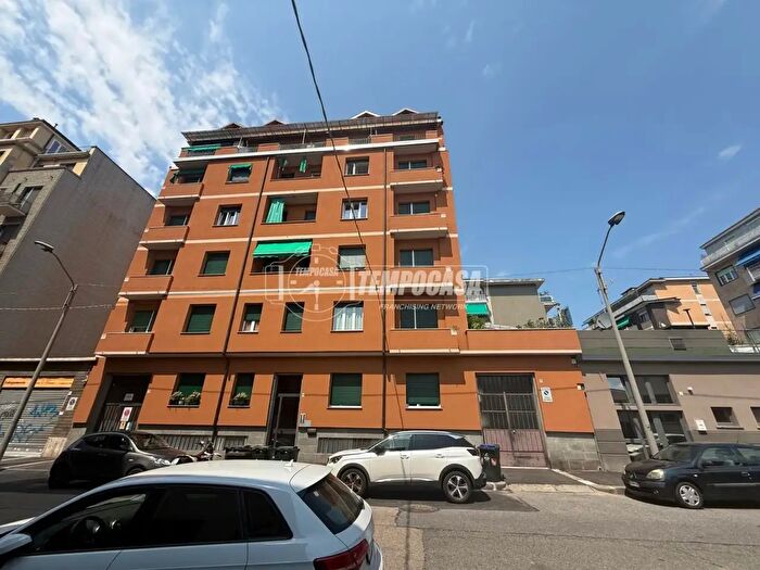 Appartamento trilocale in vendita in Via Ferdinando Micheli, Torino