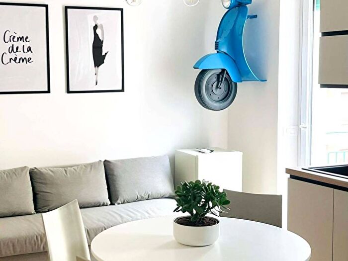 Appartamento trilocale in affitto in Via Giuseppe Pitrè, Bologna, Roma