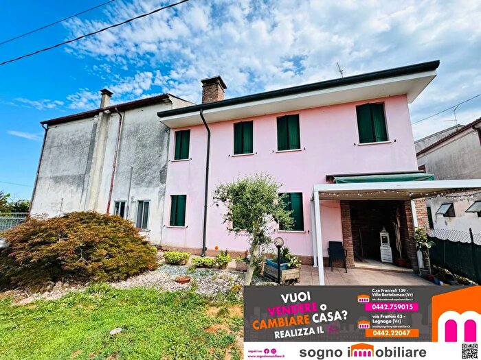 Casa con 5 locali in vendita in Via Pier Domenico Frattini, Legnago