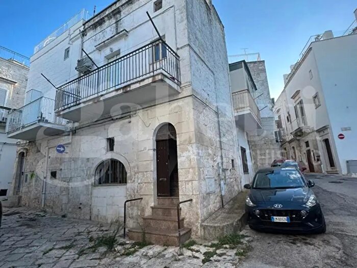 Casa trilocale in vendita in Via Alessandro Manzoni, Ostuni