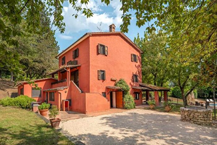 Casa con 6 locali in vendita in Vocabolo Sughera, Giove