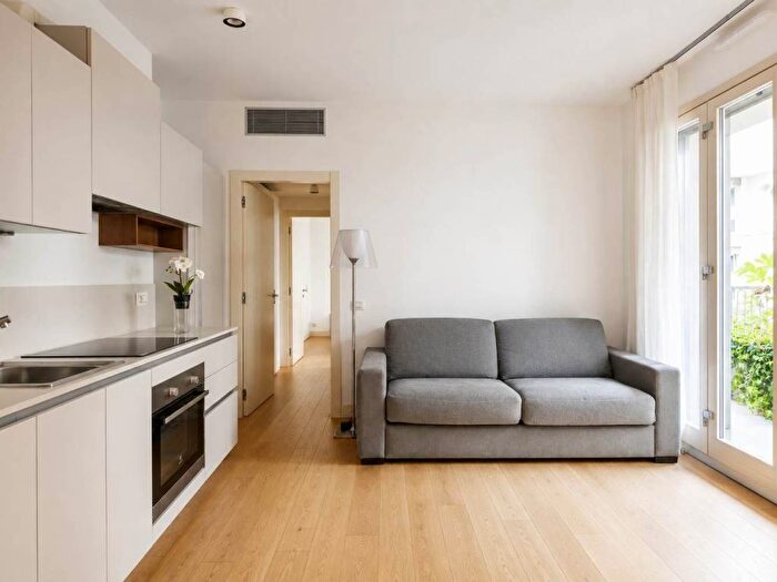 Appartamento bilocale in affitto in via Varese, Moscova, Milano
