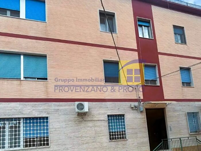 Appartamento quadrilocale in vendita in Via a Doria, Brindisi