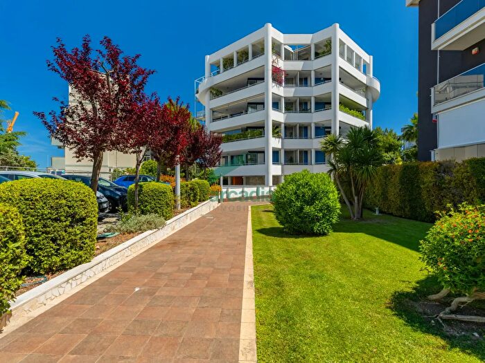 Appartamento quadrilocale in vendita in Viale Louis Pasteur a, Bari