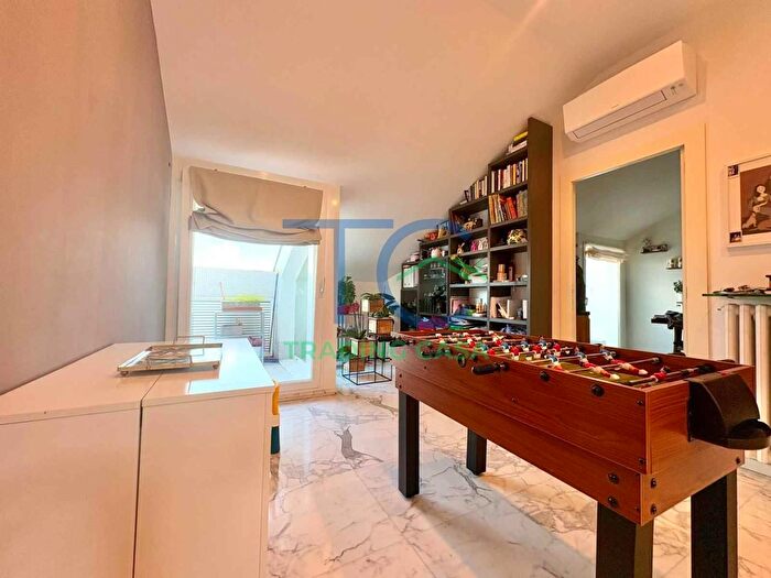 Appartamento trilocale in vendita in Via Francesco Torta, Piacenza