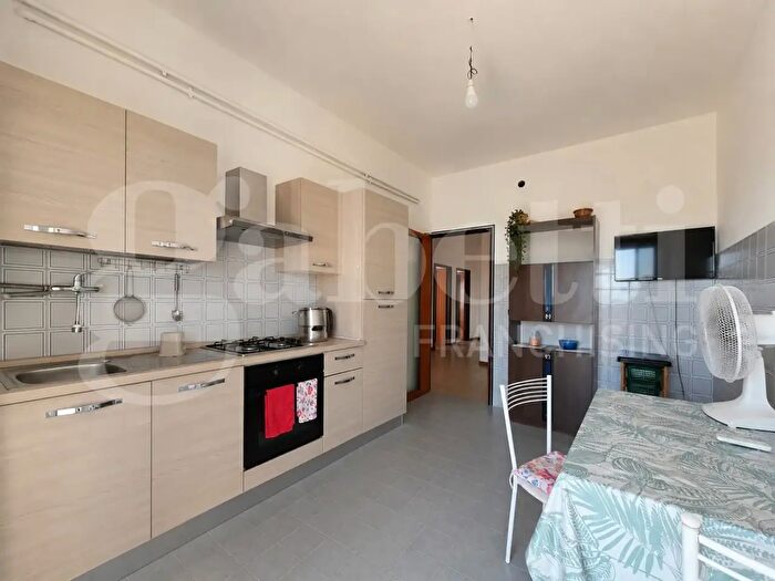 Appartamento quadrilocale in vendita in Via Nicola Pompizi, Mosciano Sant'Angelo