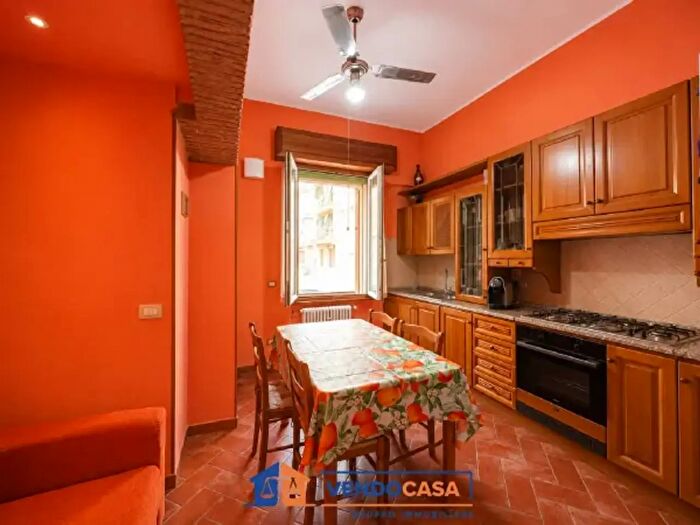 Appartamento quadrilocale in vendita in Via Leonardo da Vinci, Scandicci