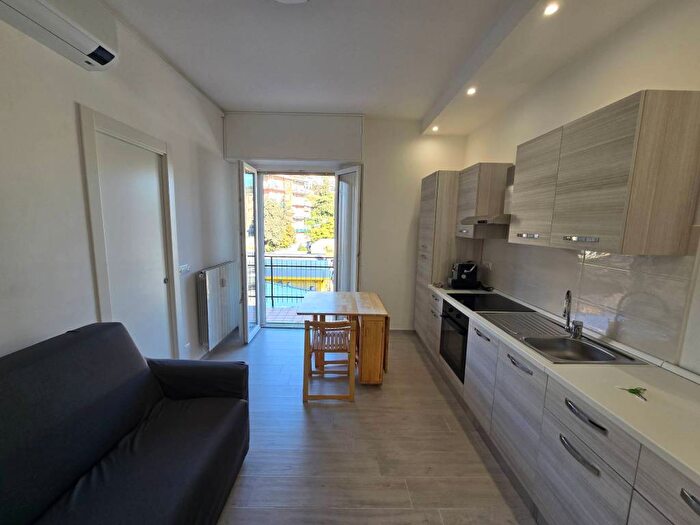 Appartamento bilocale in affitto in Piazza San Rocco, Centro, Pietra Ligure