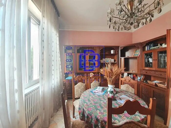 Casa con 5 locali in vendita in Via Don Elia dell'Orto, Mariano Comense