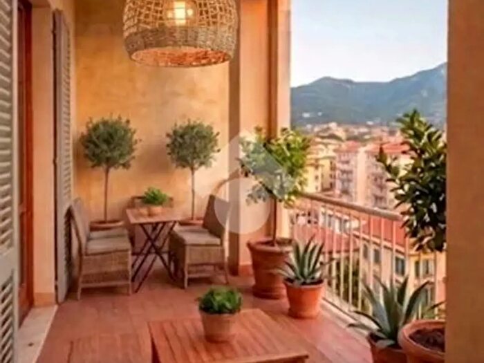 Appartamento con 5 locali in vendita in Via Andrea Sorrentino, Cava De' Tirreni