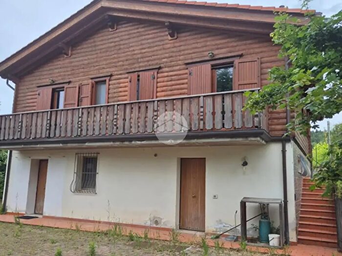 Casa con 5 locali in vendita in Via Monte Luccio di Sopra, Predappio
