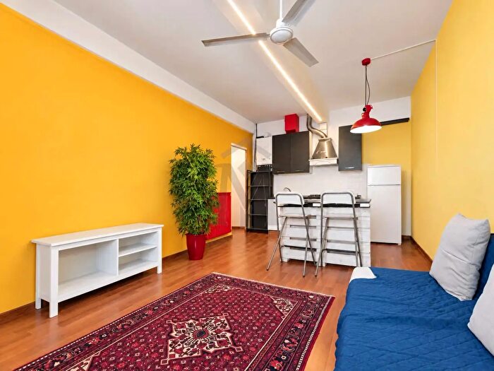 Appartamento con 5 locali in vendita in Via Emilia Santo Stefano, Reggio nell'Emilia