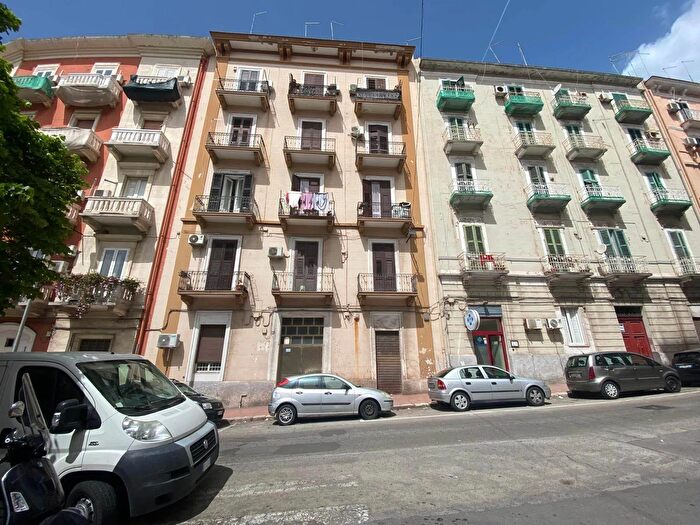 Appartamento trilocale in vendita in Borgo Taranto Taranto, Taranto