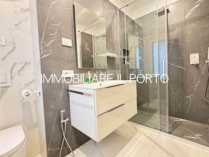 Casa con 6 locali in affitto in Via Calatafimi, Porto Garibaldi, Comacchio