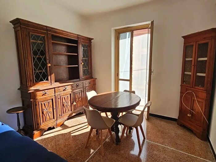 Appartamento quadrilocale in affitto in Via G B Larco, Santa Margherita Ligure