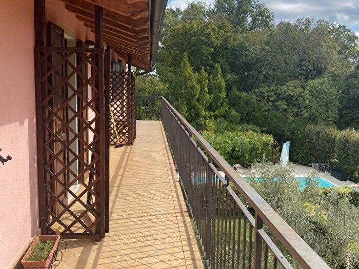 Appartamento bilocale in affitto in Via Navelli, Salò