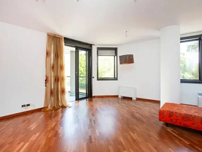 Appartamento trilocale in vendita in Via San Rocco, Gallarate
