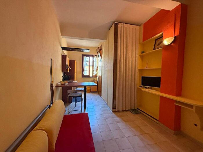 Appartamento monolocale in affitto in Via Emilia Santo Stefano, Centro Storico, Reggio Emilia