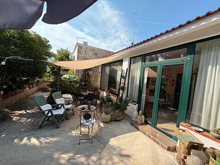 Casa quadrilocale in vendita in Contrada Carbone, Ceglie Messapica