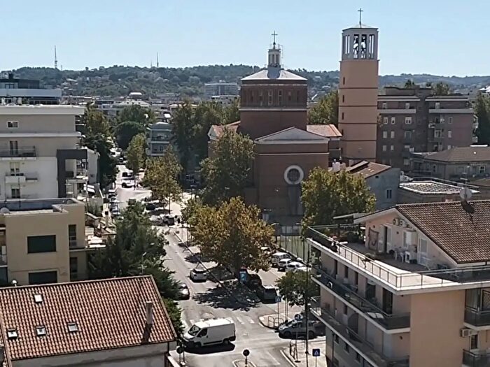 Appartamento quadrilocale in vendita in Pescara