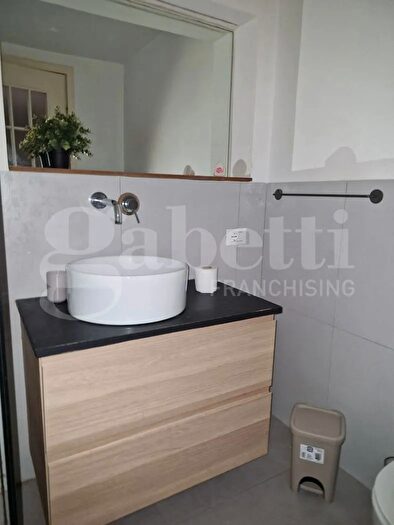 Appartamento bilocale in vendita in Via del Vespro, Palermo