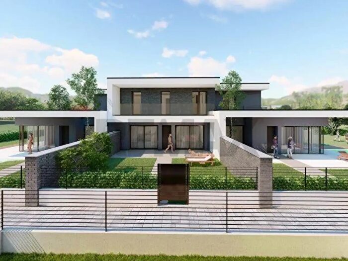 Case in Vendita e in Affitto - 3