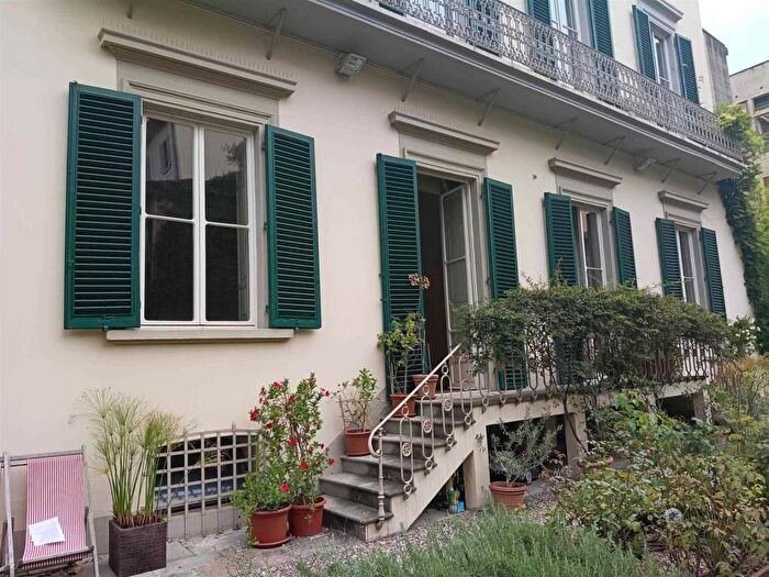 Appartamento con 6 locali in affitto in Piazza Massimo d'Azeglio, D'Azeglio, Firenze